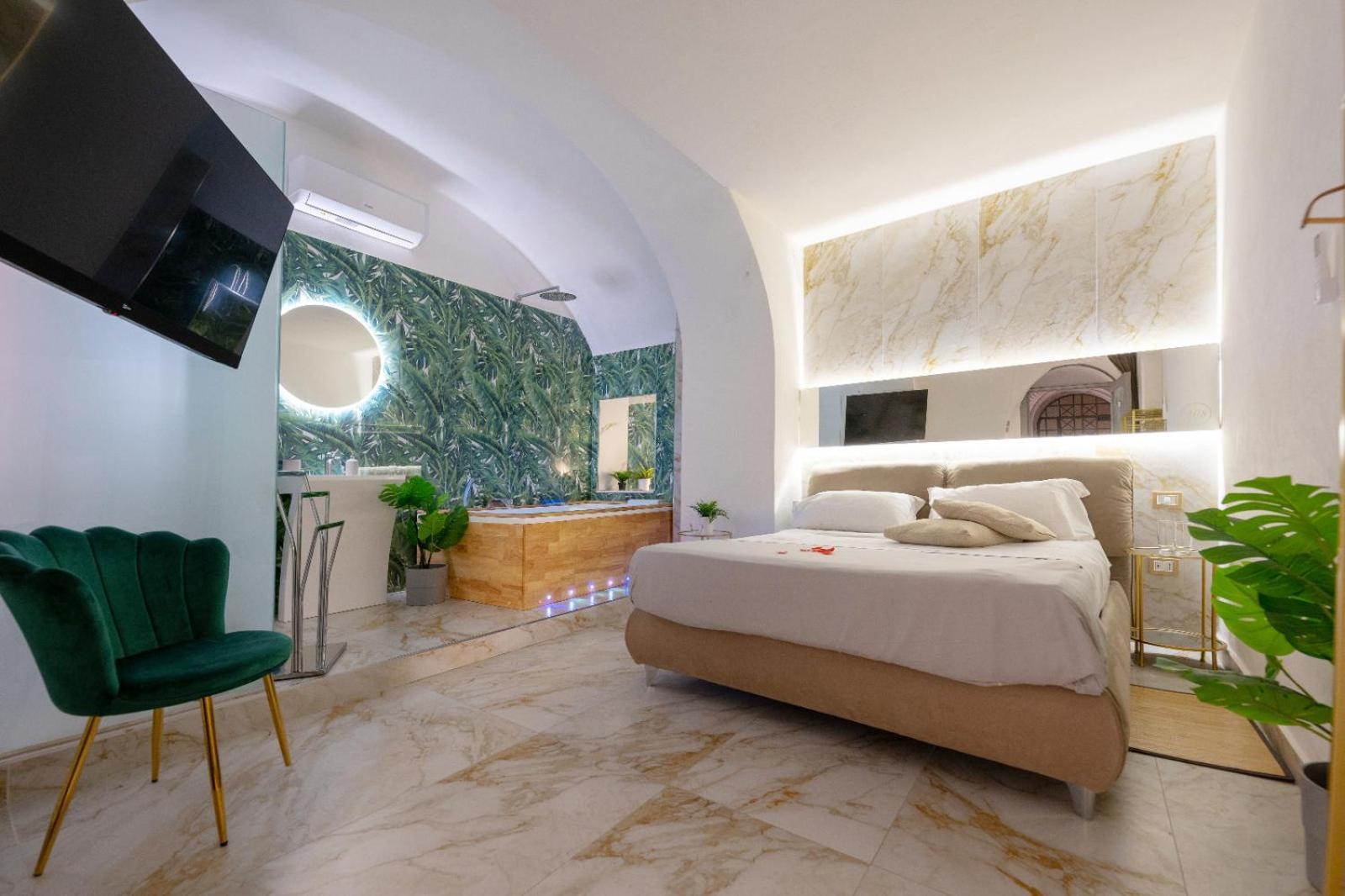 Etnea 208 Luxury Jacuzzi Bed & Breakfast *