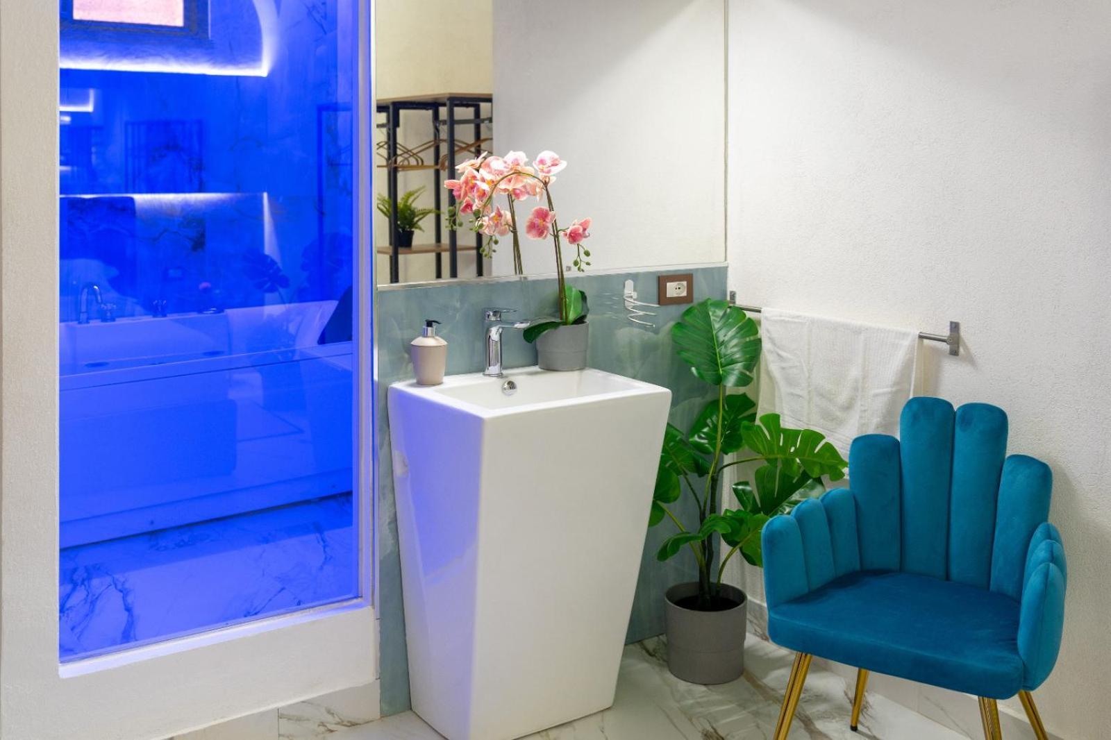 Etnea 208 Luxury Jacuzzi Bed & Breakfast *